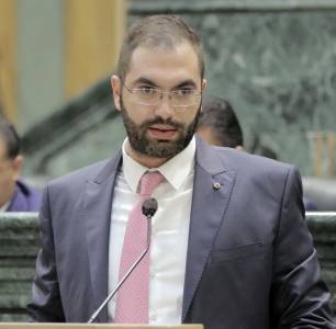 قيس زيادين: أين رجالات الدولة؟