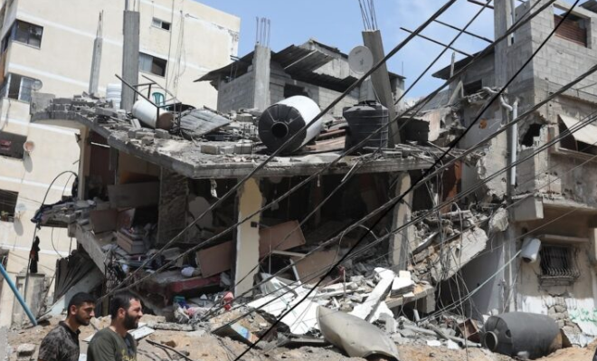 غزة.. 650 وحدة سكنية دمرت كليا أو جزئيا منذ بدء العدوان