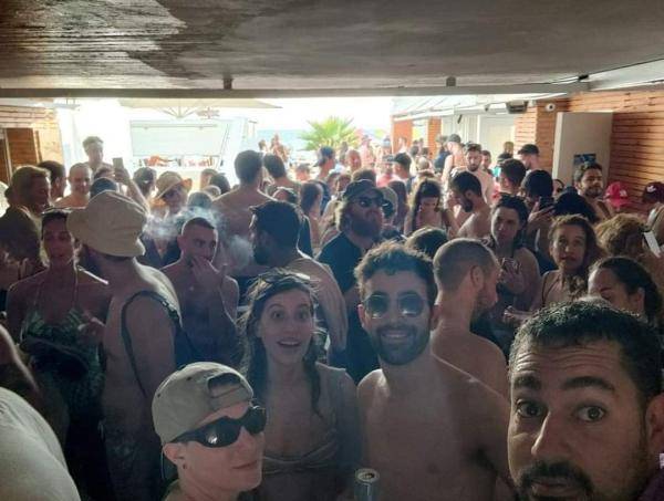 هروب المستوطنين من شواطئ تل أبيب بعد رشقات صاروخية من غزة