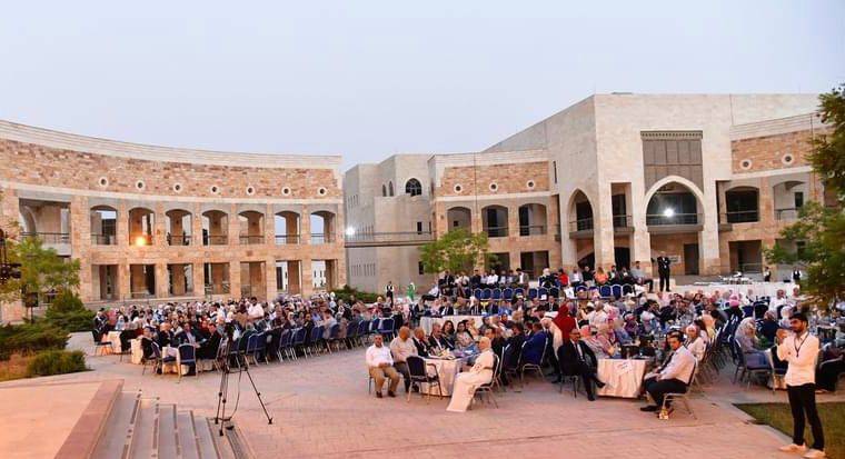 صيدلة العلوم والتكنولوجيا الأردنية تعقد الملتقى الرابع لخريجيها