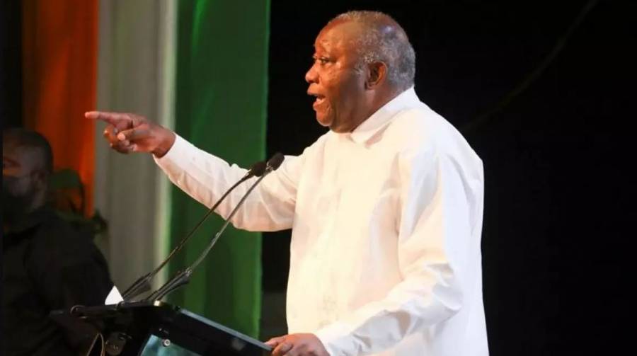 رئيس ساحل العاج يعفو عن الرئيس السابق جباجبو