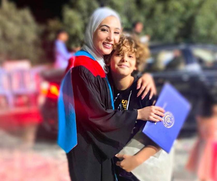 الدكتورة فرح محمد سعيد الجيوسي مبارك التخرج