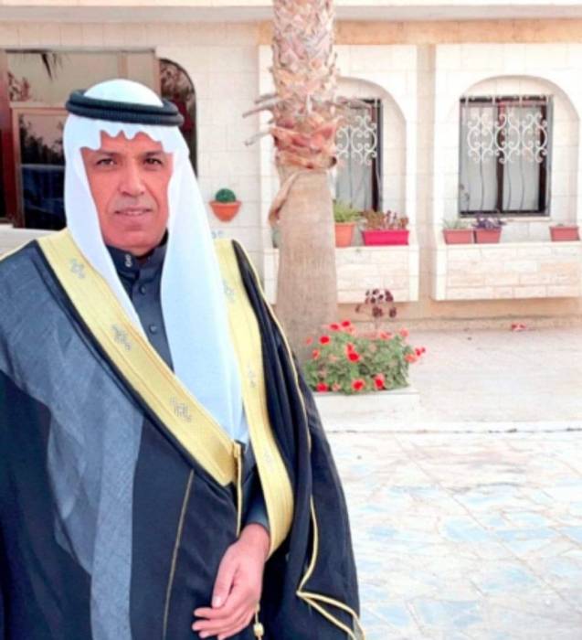 الغثيان السلايطه  قاضيا عشائريًا