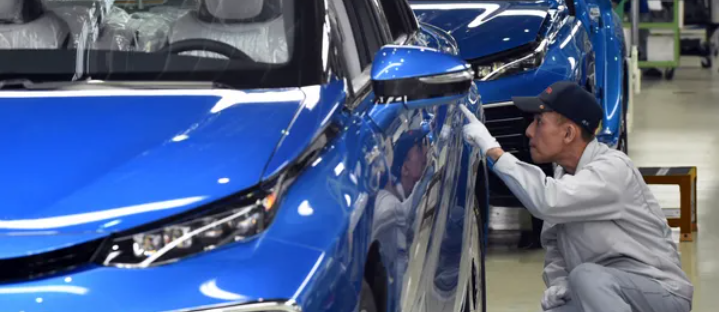 بسبب كورونا.. تويوتا تعلق العمل بأحد خطوط الإنتاج