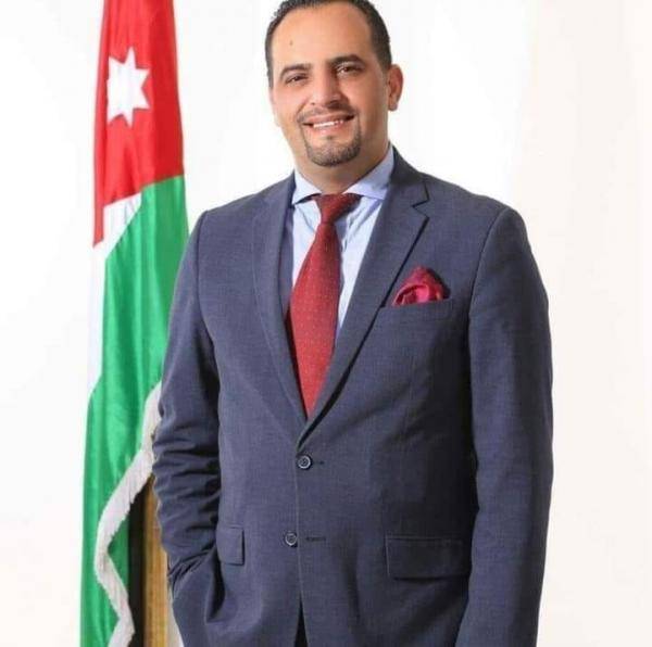 الخصيلات رئيسا لقسم القانون العام في العلوم التطبيقية