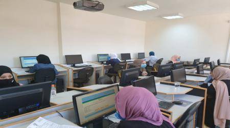 بدء امتحانات الشامل النظرية اليوم