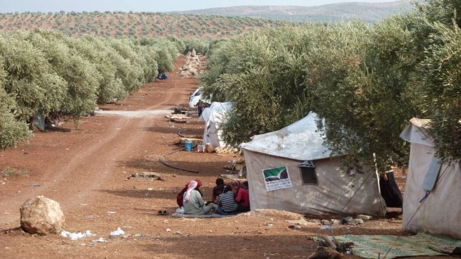 الشمال السوري.. مخيمات في مهب الريح