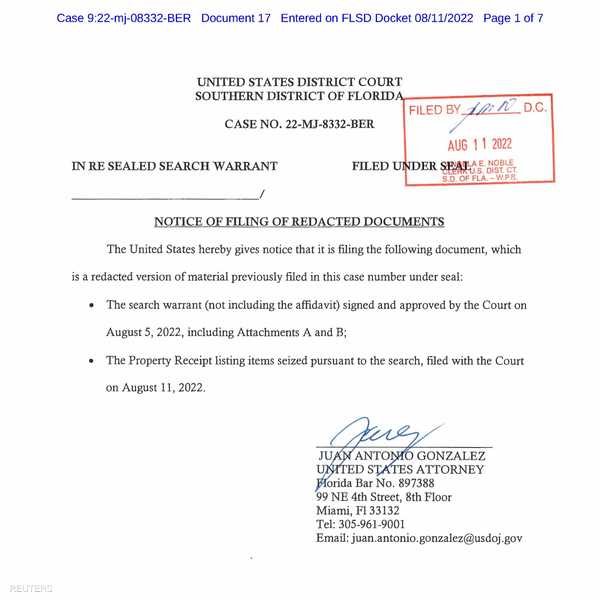 بالصور.. مذكرة التفتيش الخاصة بمداهمة منزل ترامب