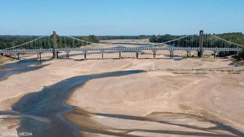 التغير المناخي في صورة.. نهر بلا مياه في أوروبا