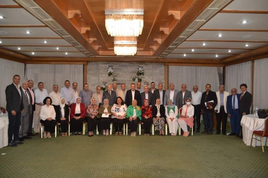 د.قنصوة يناقش محاور الخطة الاستراتيجية لجامعة الإسكندرية...صور 