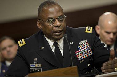 إصابة وزير الدفاع الأمريكي بفيروس كورونا