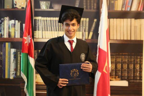 زيد منير الخلايلة .. مبارك النجاح