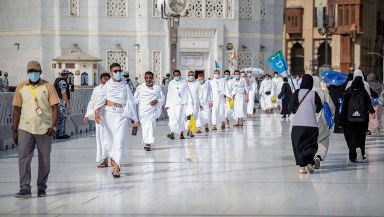 السعودية.. توجه رسالة للمعتمرين والزوار