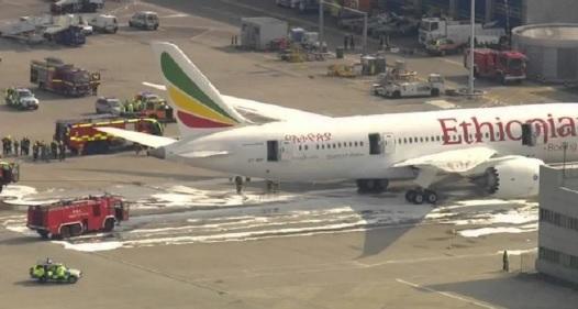 حريق في منطقة مطار سوتشي الدولي في روسيا