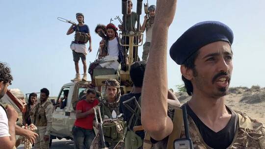 الجيش اليمني يتهم الانتقالي باقتحام مواقع نفطية في شبوة