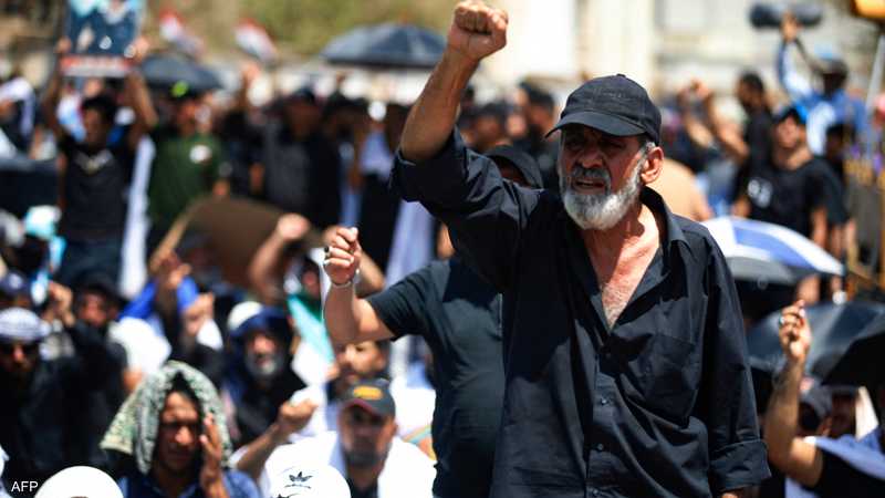 بعد البرلمان.. أنصار التيار الصدري يعتصمون أمام مجلس القضاء