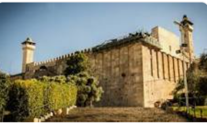 الاحتلال يغلق الحرم الإبراهيمي الشريف في الخليل