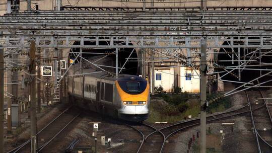 إخلاء ركاب عبر نفق خدمة بعد حادثة طرأت على يورو تانل الرابط بين فرنسا وبريطانيا