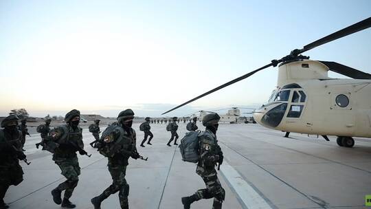 الجيش المصري يضبط كمية ضخمة من الأسلحة والمخدرات