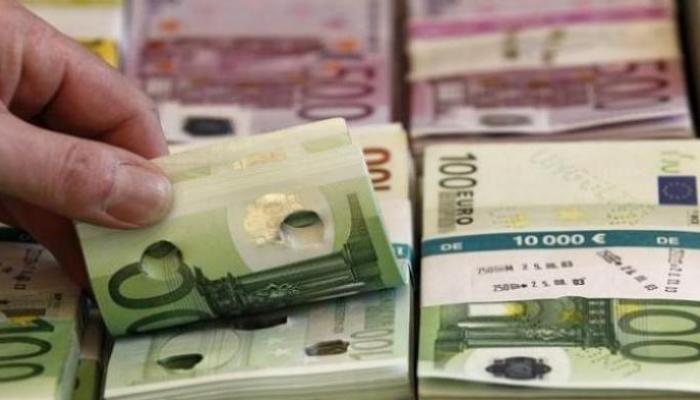 سعر العملات اليوم في مصر الخميس 25 أغسطس 2022.. تراجع الجنيه