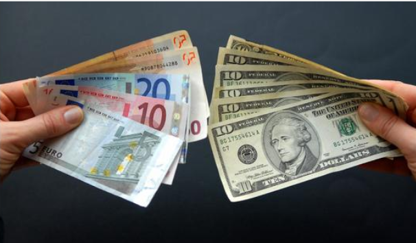 ارتفاع اليورو مقابل الدولار