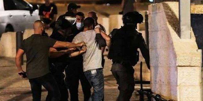 قوات الاحتلال تعتقل خمسة فلسطينيين في القدس المحتلة