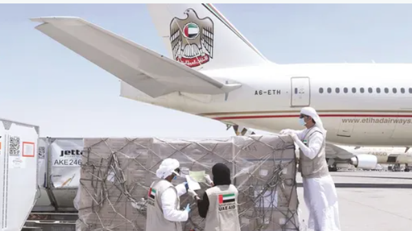 طائرة مساعدات إماراتية لمتضرري الفيضانات في السودان