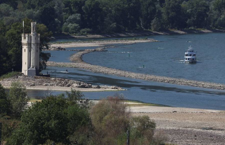 مياه نهر الراين بألمانيا تتجاوز المناسيب التي أحدثت أزمة هذا الشهر