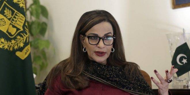 وزيرة باكستانية: ثلث البلاد مغمورة تحت المياه بسبب الفيضانات