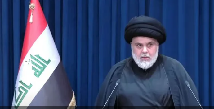 الصدر ينتقد الاحتجاجات ويمهل أنصاره 60 دقيقة للانسحاب التام