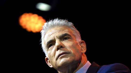 لابيد يعلن أنه سيزور ألمانيا الشهر المقبل