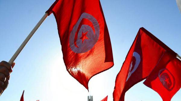 طلاب تونسيون يبتكرون نظارات ذكية لتسهيل تواصل المكفوفين