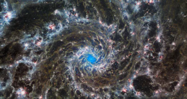بفضل التلسكوب الخارق.. أول صورة لتفاصيل المجرة الحلزونية