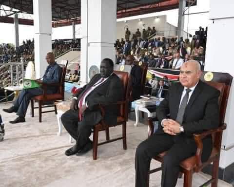 مساعد رئيس الجمهورية المصري للشؤون الدفاع يشارك في حفل تخريج القوات الموحدة بجنوب السودان