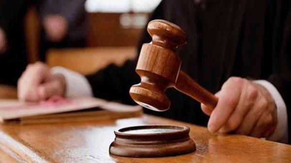 محاكمة 3 أفراد من الشرطة قتلوا طفلاً في كندا