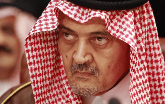 كأنه تنبأ بمستقبل العراق.. تداول فيديو للأمير السعودي سعود الفيصل عن صدام حسين