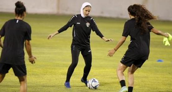 تواصل منافسات بطولة غرب آسيا السابعة للسيدات