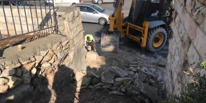 قوات الاحتلال تجرف مساحات من مقبرة اليوسفية في القدس المحتلة