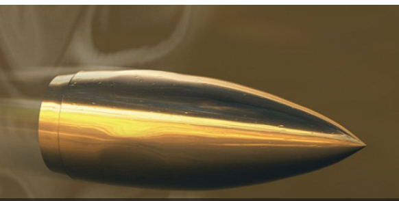 جنين.. ذهب برفقة صديقه إلى صالون حلاقة فغدرته رصاصة طائشة