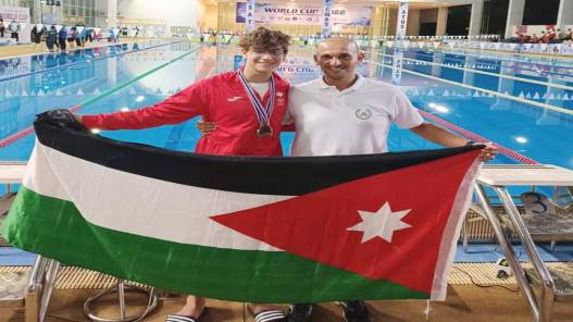 ميداليتان ذهبيتان للأردن في بطولة كأس العالم لسباحة الزعانف