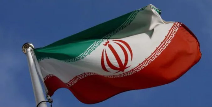 ألبانيا تقطع العلاقات مع إيران.. وتطرد دبلوماسييها