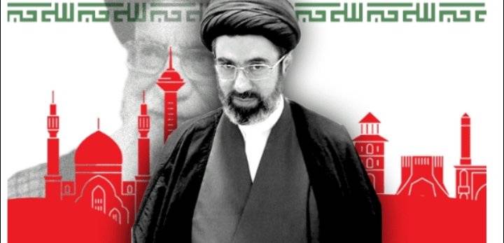 خامنئي يهيئ ابنه لخلافته