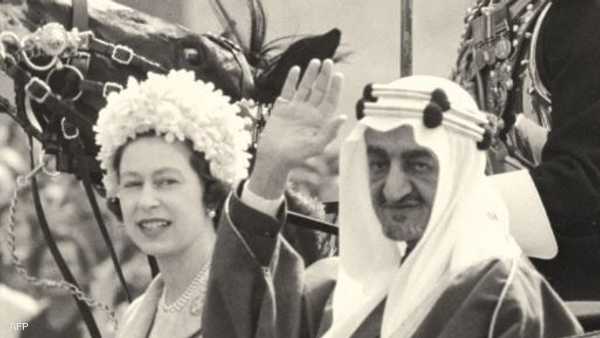 الملكة إليزابيث.. 7 عقود من الصداقة مع قادة الدول العربية
