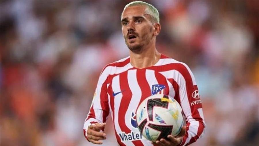 برشلونة ينوي مقاضاة أتلتيكو مدريد... بسبب غريزمان