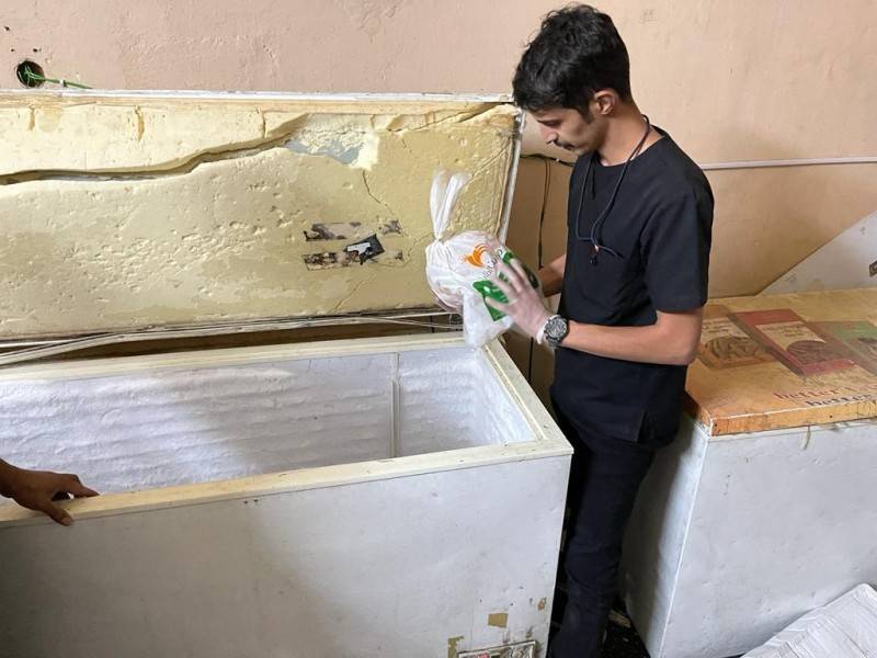 أمانة عسير في السعودية  تُحبط توزيع 4 أطنان مواد غذائية فاسدة