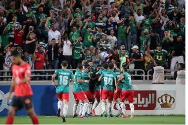 الوحدات يطلب حكاما أجانب أمام الحسين إربد لأول مرة