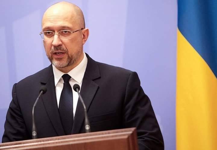 رئيس الوزراء الأوكراني: كييف تتفاوض على قرض بقيمة 1.5 مليار دولار لشراء الغاز