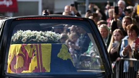 بريطانيا.. و“الوداع الطويل“ للملكة إليزابيث
