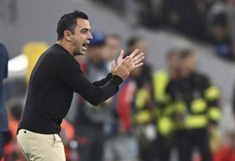 تشابي غاضب.. أول تصريح لمدرب برشلونة بعد الخسارة أمام البايرن