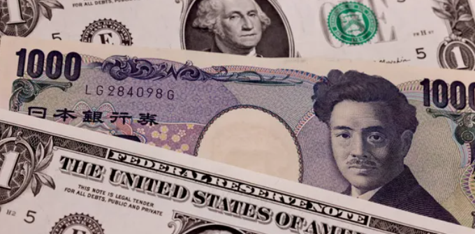 الين يتعثر بعد صعود حاد.. والدولار يحافظ على مكاسبه